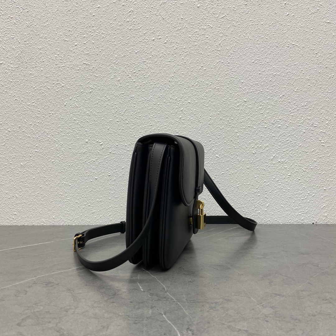 Celine Tabou Shoulder Bag In Smooth Calfskin Black 196583